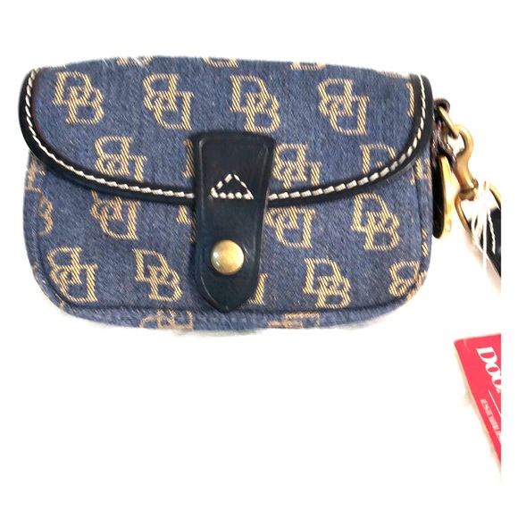 Dooney & Bourke Handbags - NWT DOONEY & BOURKE flap wristlet